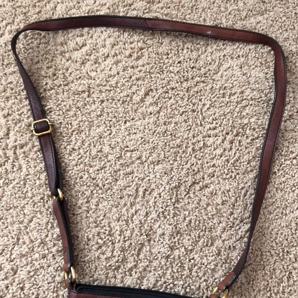 Fossil crossbody - Picture 2 of 4